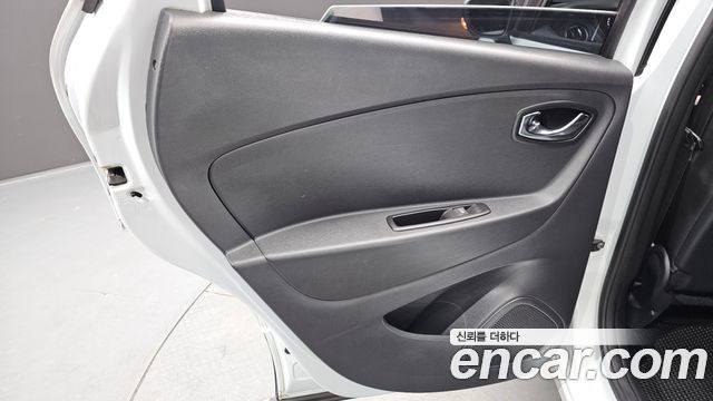 Renault Korea QM3 RE Signature 2017 — фото 25