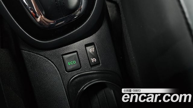 Renault Korea QM3 RE Signature 2017 — фото 30