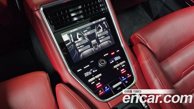 Porsche Panamera (971) 2.9 4S 2018 — фото 24