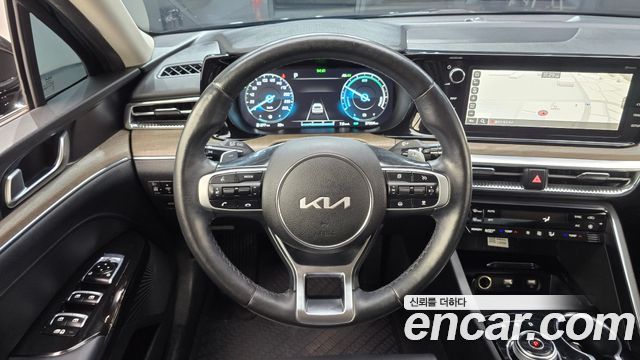 Kia K5 Hybrid (III) Noblesse 2023 — фото 13