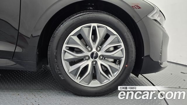 Kia K5 Hybrid (III) Noblesse 2023 — фото 21