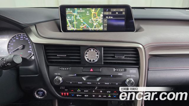 Lexus RX450h (IV) Executive 2017 — фото 16