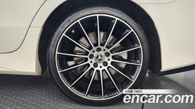 Mercedes-Benz CLS-Class (C257) CLS450 4MATIC AMG Line 2021 — фото 21