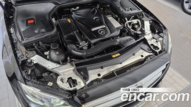 Mercedes-Benz E-Class (W213) E300 4MATIC AMG Line 2020 — фото 6
