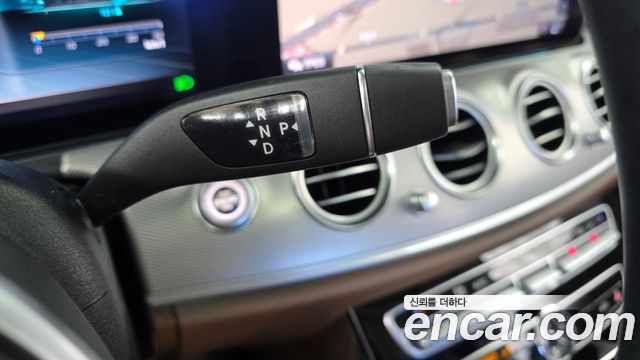 Mercedes-Benz E-Class (W213) E300 4MATIC AMG Line 2020 — фото 9