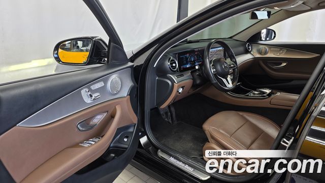 Mercedes-Benz E-Class (W213) E300 4MATIC AMG Line 2020 — фото 10