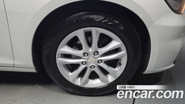 Chevrolet Malibu 1.5 Turbo LT Deluxe 2017 — фото 21