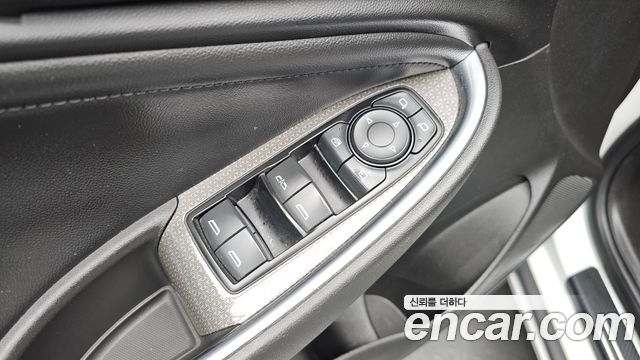 Chevrolet Malibu 1.5 Turbo LT Deluxe 2017 — фото 29
