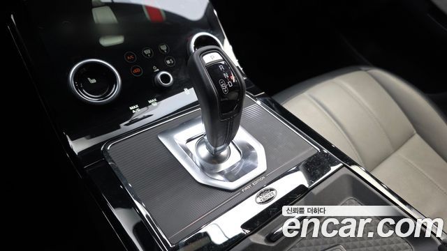 Land Rover Range Rover Evoque (II) D180 First Edition 2020 — фото 9