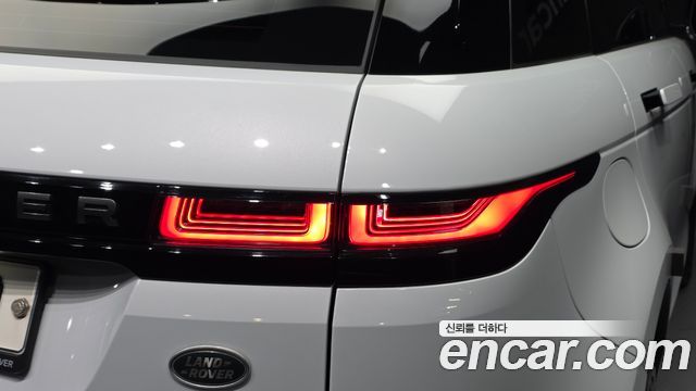 Land Rover Range Rover Evoque (II) D180 First Edition 2020 — фото 23
