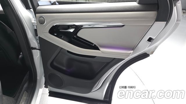 Land Rover Range Rover Evoque (II) D180 First Edition 2020 — фото 25