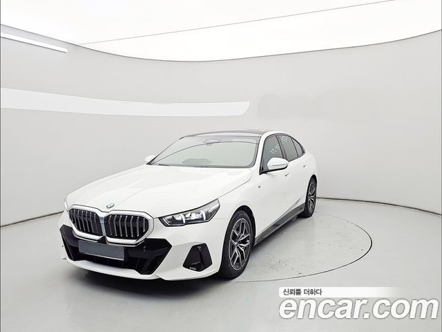 BMW 5 Series (G60) 520i M Sport