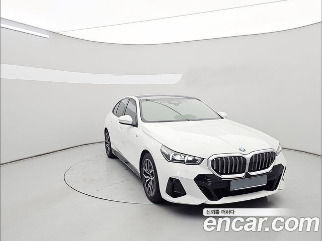BMW 5 Series (G60) 520i M Sport 2025 — фото 3