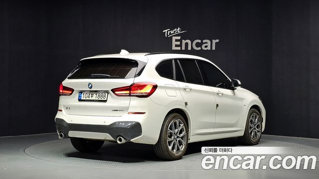 BMW X1 (F48) xDrive 20i M Sport 2022 — фото 2