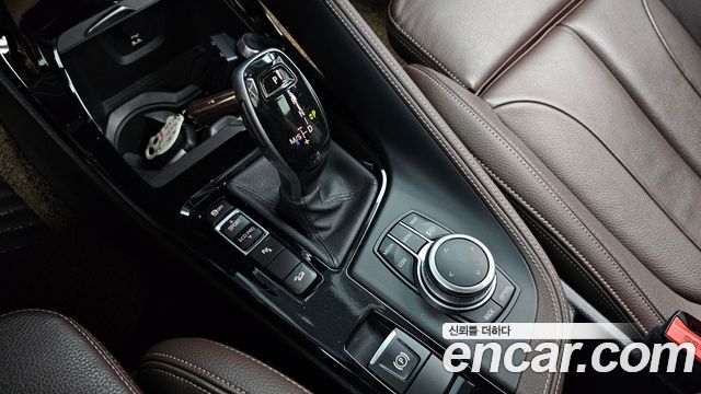 BMW X1 (F48) xDrive 20i M Sport 2022 — фото 9