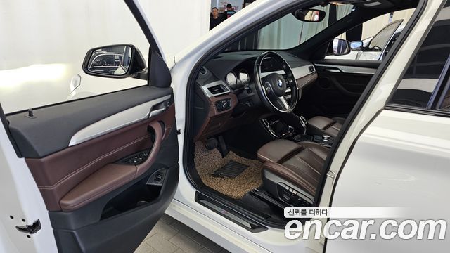 BMW X1 (F48) xDrive 20i M Sport 2022 — фото 10