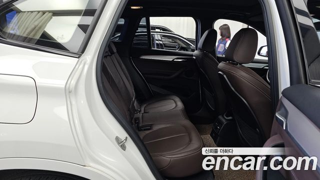BMW X1 (F48) xDrive 20i M Sport 2022 — фото 12