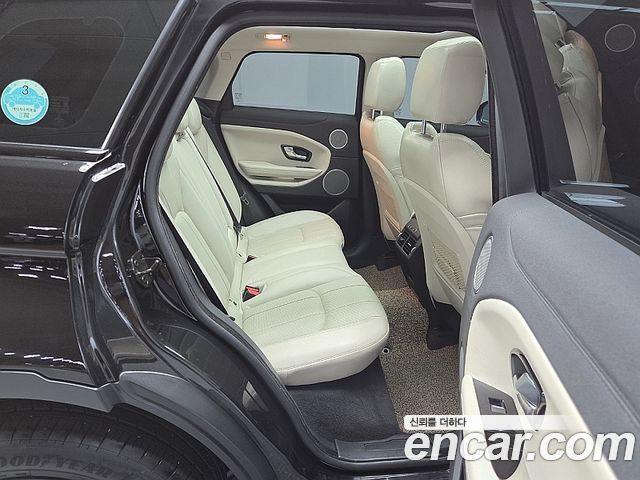 Land Rover Range Rover Evoque 2.0 TD4 HSE 2018 — фото 19