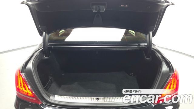 Genesis EQ900 5.0 GDI AWD Limousine Prestige 2016 — фото 20