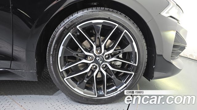 Kia K5 (III) 1.6 Turbo Prestige 2020 — фото 21