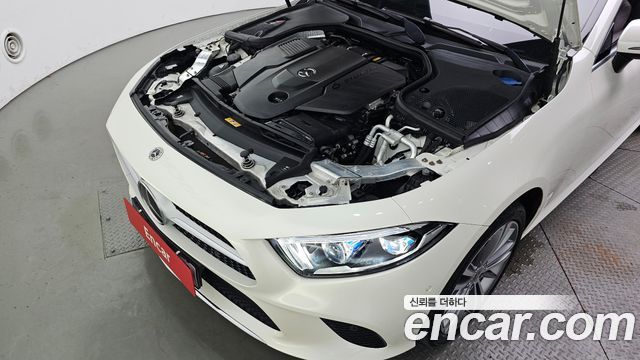 Mercedes-Benz CLS-Class (C257) CLS400d 4MATIC 2019 — фото 6