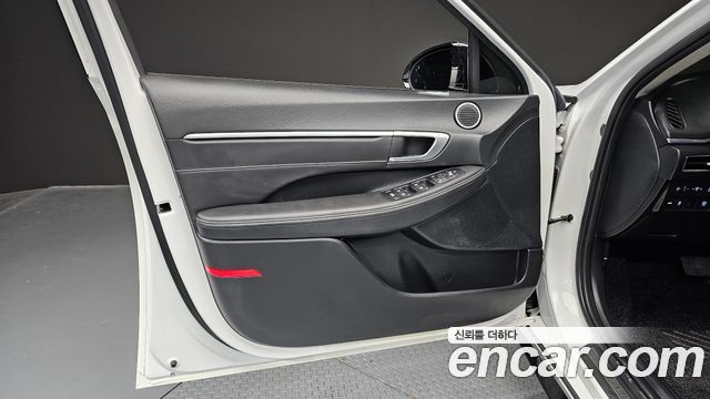 Hyundai Sonata (DN8) 2.0 Premium Plus 2023 — фото 24