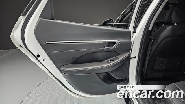 Hyundai Sonata (DN8) 2.0 Premium Plus 2023 — фото 25