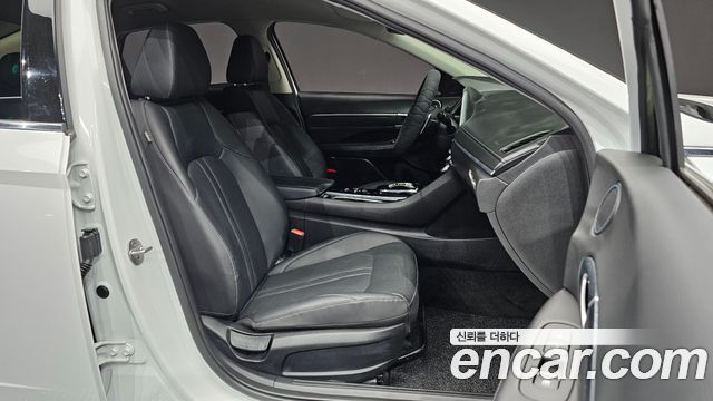 Hyundai Sonata (DN8) 2.0 Premium Plus 2023 — фото 26