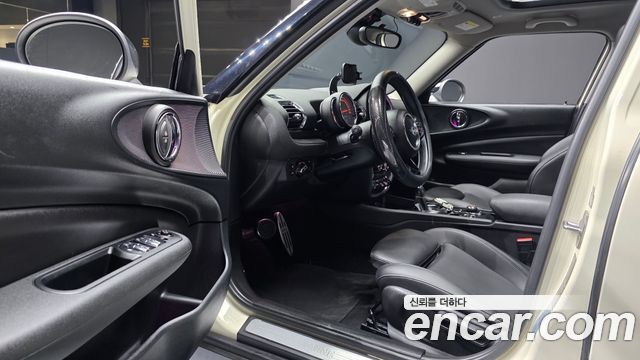 MINI Cooper Clubman Standard 2nd 2019 — фото 10