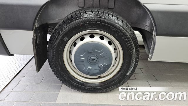 Renault Korea Master 2.3 Van L 2022 — фото 5
