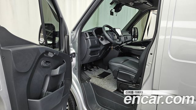 Renault Korea Master 2.3 Van L 2022 — фото 10
