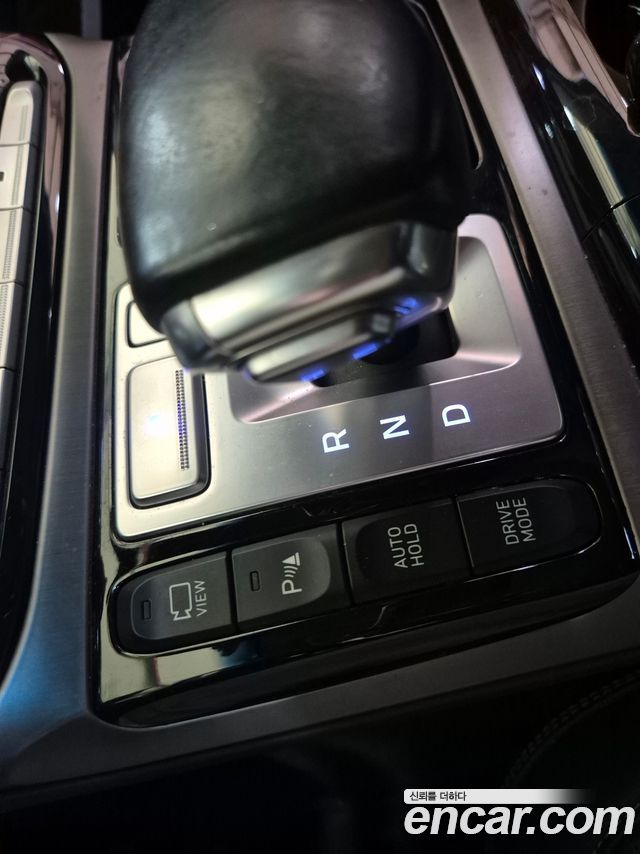Genesis EQ900 3.8 GDI AWD Luxury 2018 — фото 10