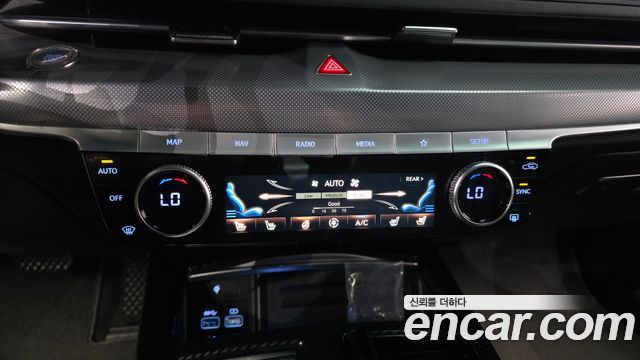 Genesis G80 (RG3) Gasoline 2.5 Turbo 2WD 2022 — фото 17