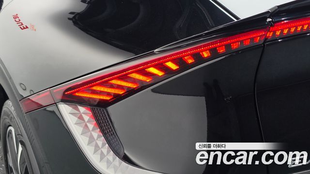 Kia EV6 Long Range Earth 2022 — фото 23