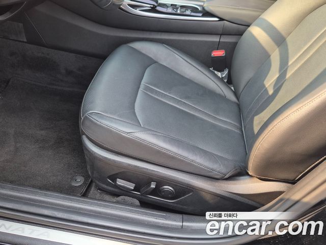 Hyundai Sonata (DN8) 2.0 Premium Plus 2022 — фото 21