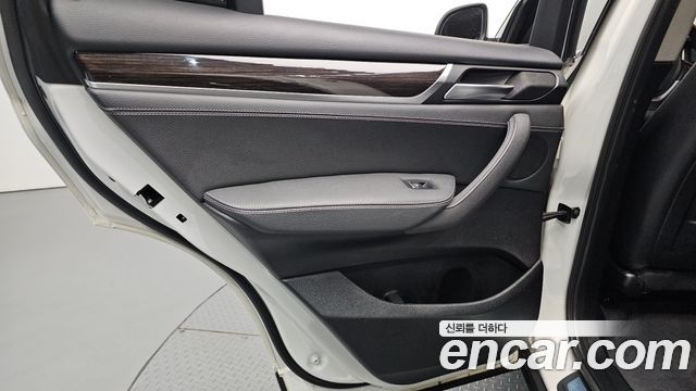 BMW X4 (F26) xDrive20d 2015 — фото 25