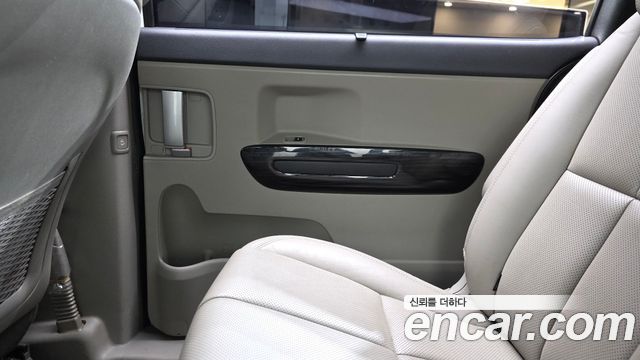 Kia Carnival 9-Seater Noblesse Special 2020 — фото 25