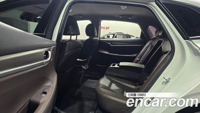 Hyundai Grandeur (IG) 2.5 Premium 2022 — фото 12