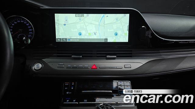 Hyundai Grandeur (IG) 2.5 Premium 2022 — фото 15