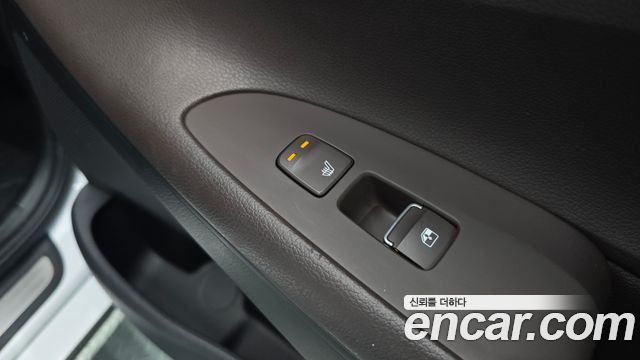 Hyundai Grandeur (IG) 2.5 Premium 2022 — фото 20
