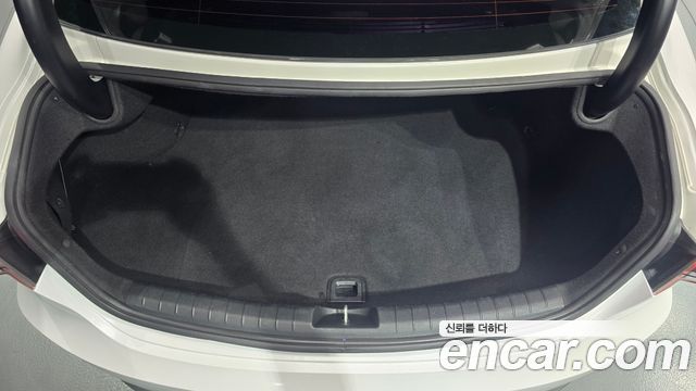 Hyundai Grandeur (IG) 2.5 Premium 2022 — фото 29