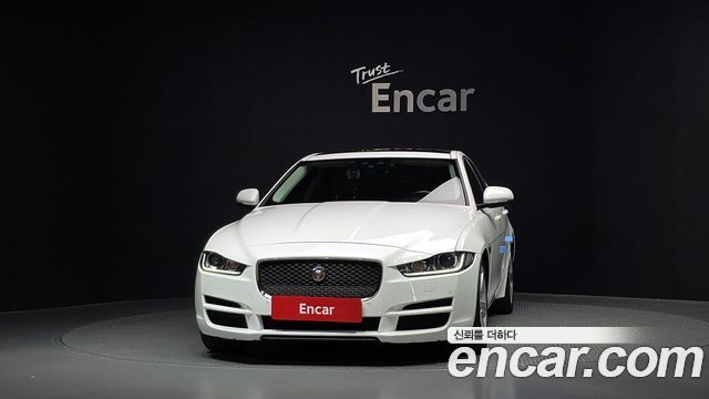 Jaguar XE 20d Portfolio 2019 — фото 3