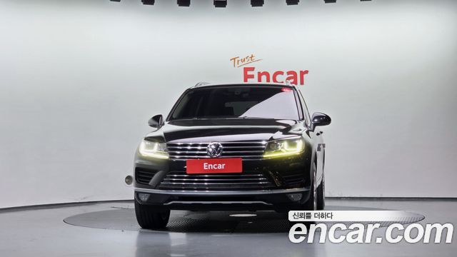 Volkswagen Touareg V6 3.0 TDI Bluemotion Premium 7P5 2016 — фото 3