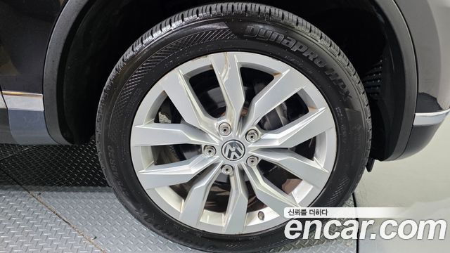 Volkswagen Touareg V6 3.0 TDI Bluemotion Premium 7P5 2016 — фото 5