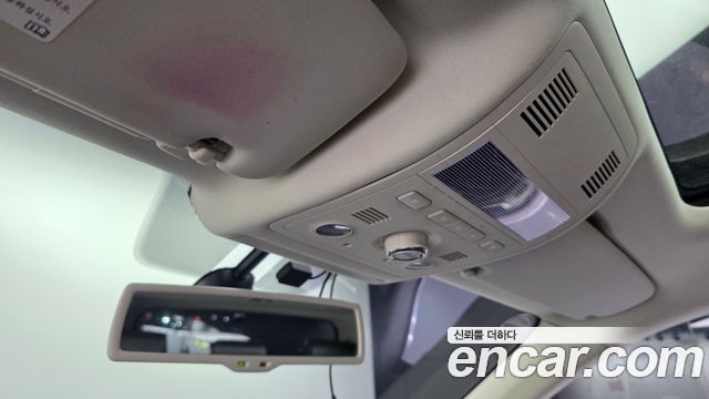 Volkswagen Touareg V6 3.0 TDI Bluemotion Premium 7P5 2016 — фото 17