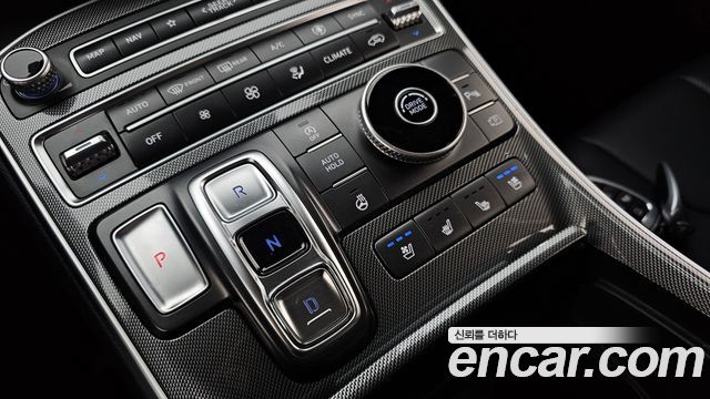 Hyundai Santa Fe Gasoline 2.5T 2WD Exclusive 2022 — фото 9