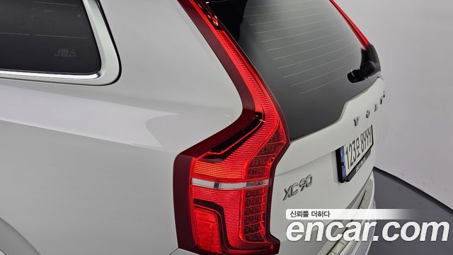 Volvo XC90 (II) B6 Ultimate Bright 2023 — фото 23