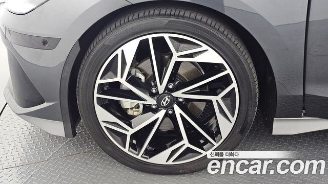 Hyundai Ioniq 6 Long Range Prestige 2023 — фото 5