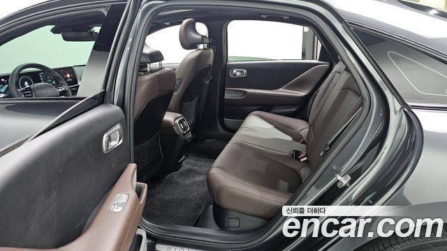 Hyundai Ioniq 6 Long Range Prestige 2023 — фото 16