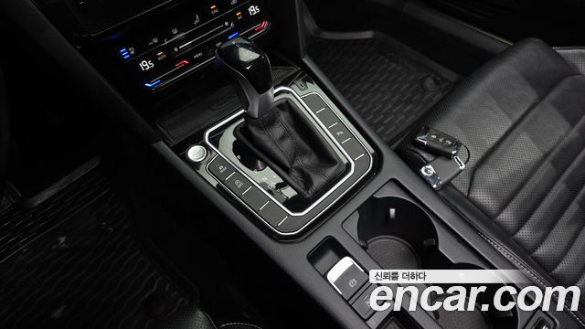 Volkswagen Passat GT (B8) 2.0 TDI Prestige 2022 — фото 9
